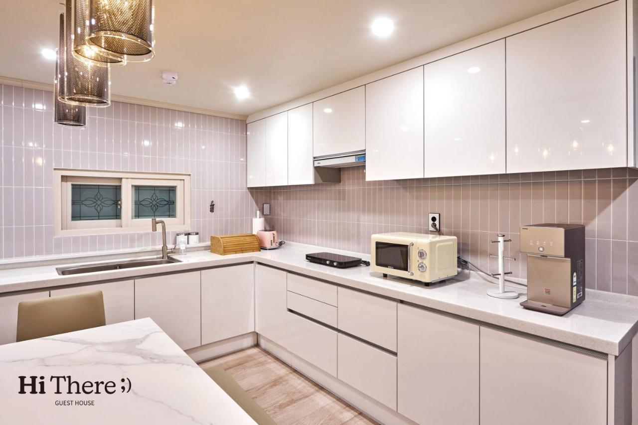 Hithere Guesthouse Сеул Экстерьер фото